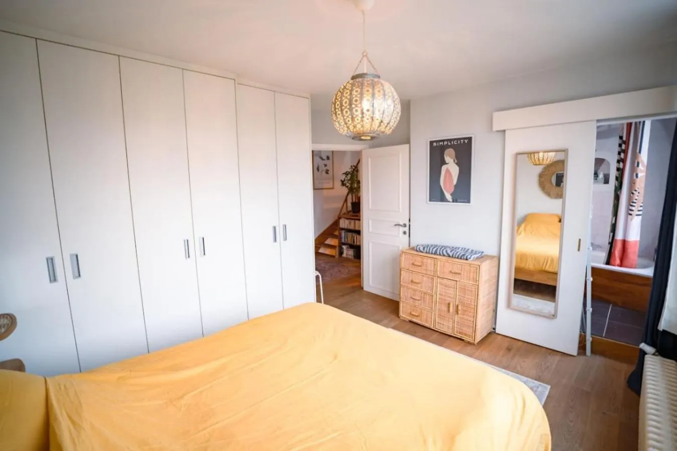 Appartement 2 Chambres Avec Rooftop Suspendu Au Cimetiere D'Ixelles Bruxelas Apartamento